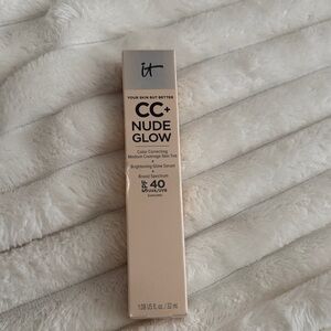 It Cosmetics CC+ Nude Glow Serum Foundation - Nude Glow (Fair Ivory)